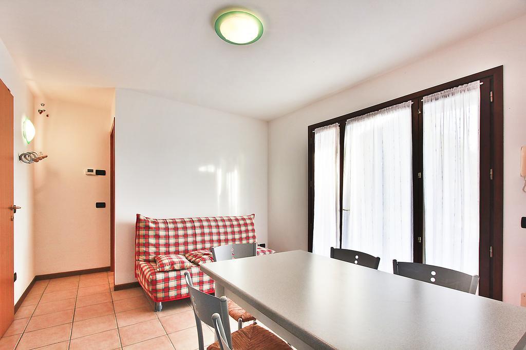 Resort Casabianca Lignano Sabbiadoro Quarto foto