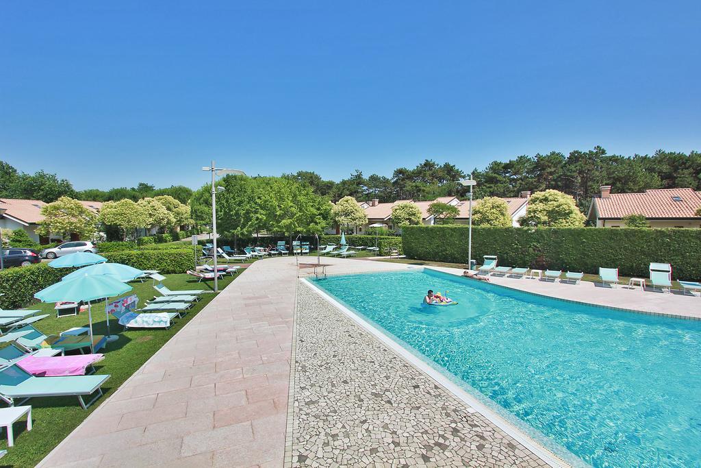 Resort Casabianca Lignano Sabbiadoro Exterior foto